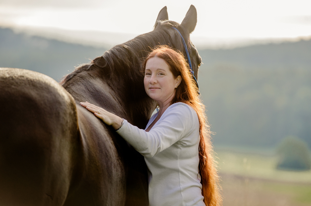 Nadine-Kostroun-MKA-Horsemanship-Trainerin-Norddeutschland-Pferdetraining-1