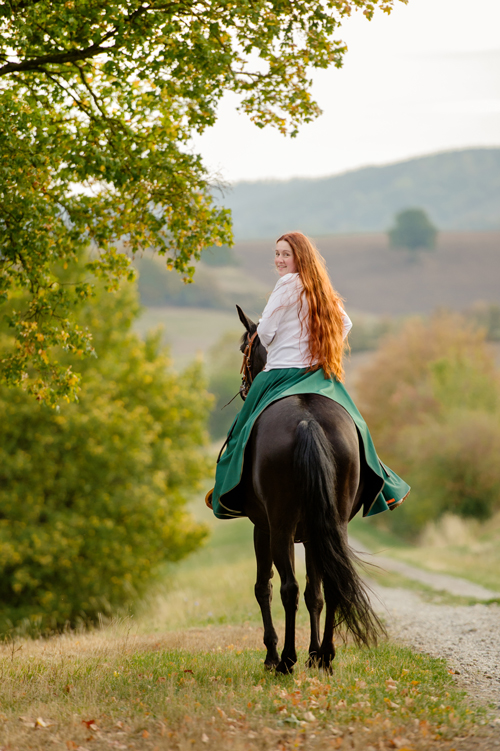 Nadine-Kostroun-Reittrainerin-Pferdetrainerin-Pferdetraining-Beritt-1